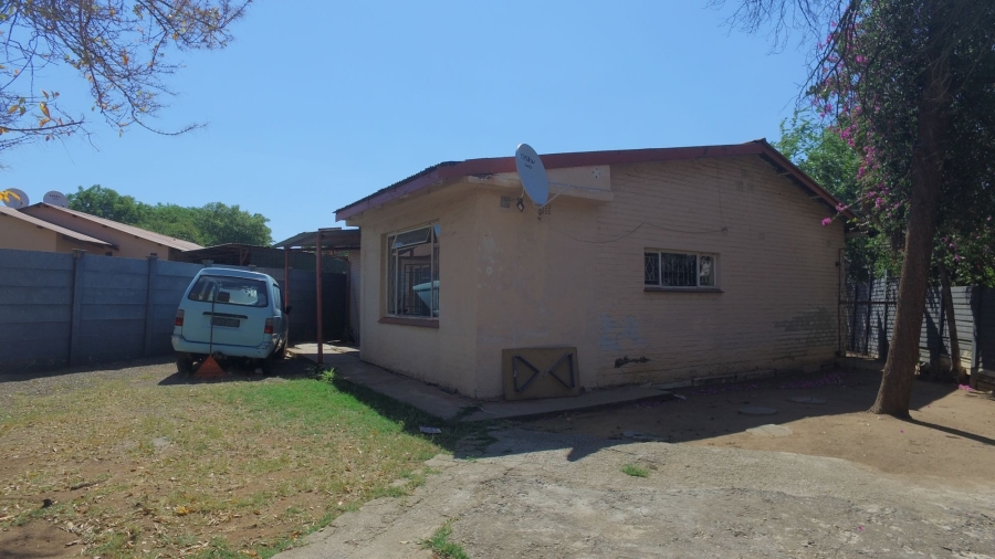 3 Bedroom Property for Sale in Oos Einde North West